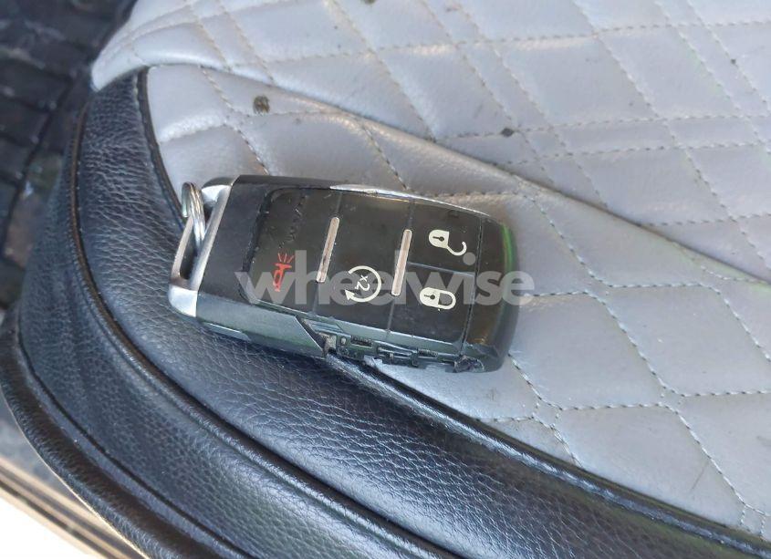 Photo 11 of 2019 Ram 2500 BIG HORN 4X4 6'4 BOX (VIN 3C6UR5MLXKG623270)