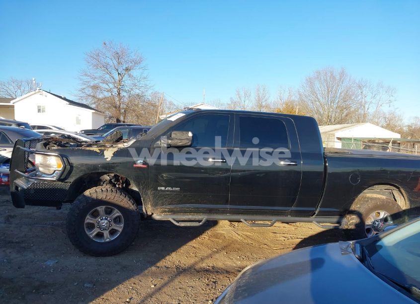 Photo 17 of 2019 Ram 2500 BIG HORN 4X4 6'4 BOX (VIN 3C6UR5MLXKG623270)