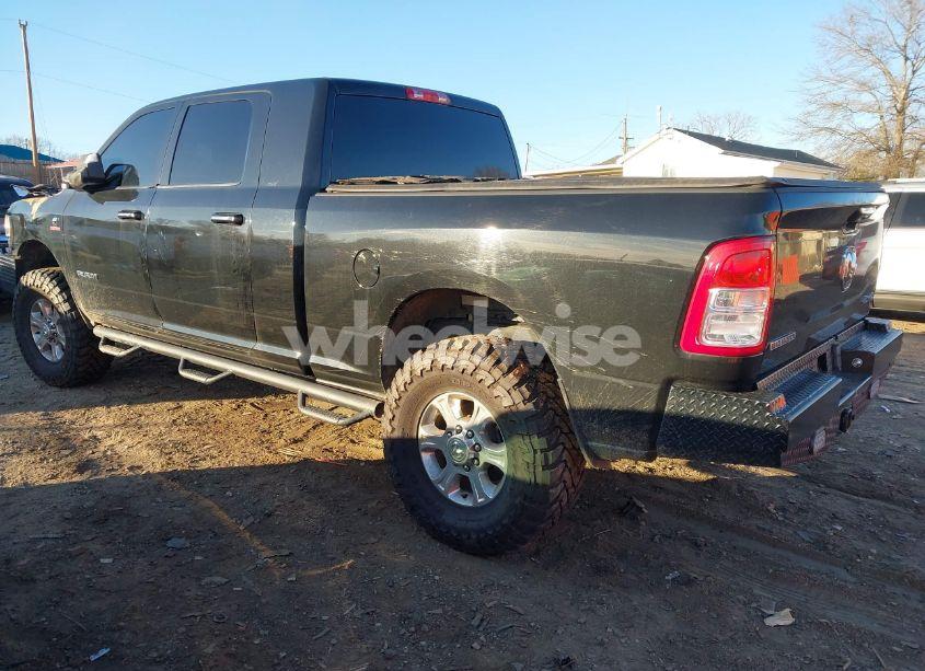 Photo 3 of 2019 Ram 2500 BIG HORN 4X4 6'4 BOX (VIN 3C6UR5MLXKG623270)