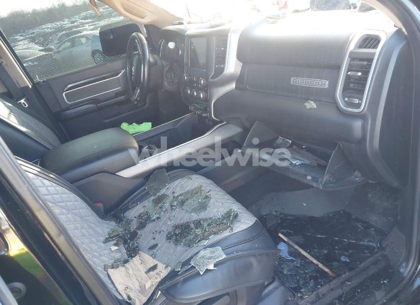 Photo 5 of 2019 Ram 2500 BIG HORN 4X4 6'4 BOX (VIN 3C6UR5MLXKG623270)