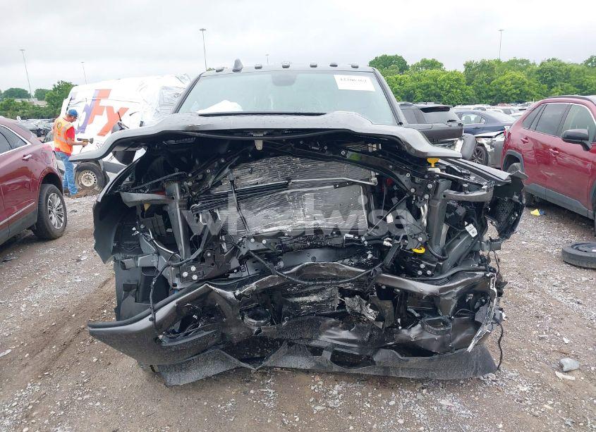 Photo 6 of 2024 Ram 2500 LARAMIE CREW CAB 4X4 6'4 BOX (VIN 3C6UR5NL0RG329918)