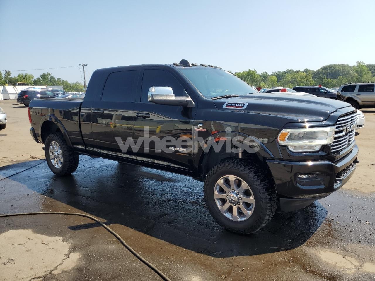 Photo 4 of 2022 RAM 2500 LARAMIE (VIN 3C6UR5NL1NG372884)