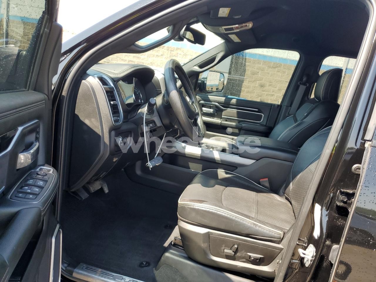 Photo 7 of 2022 RAM 2500 LARAMIE (VIN 3C6UR5NL1NG372884)