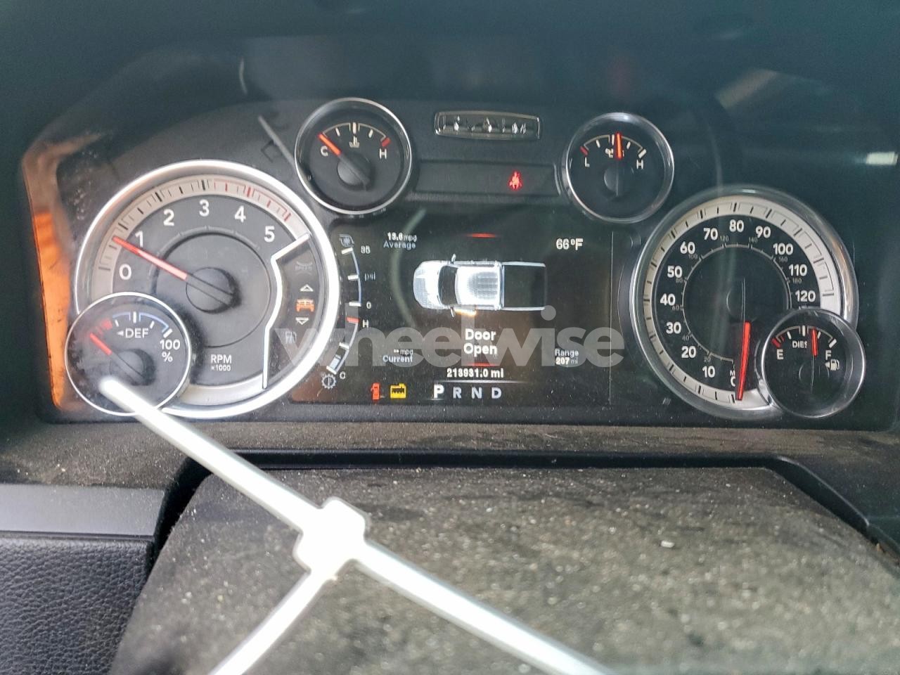 Photo 9 of 2014 RAM 2500 LARAMIE (VIN 3C6UR5NL2EG218801)