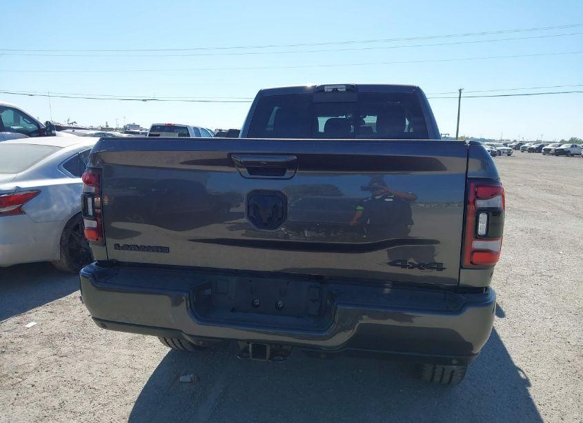 Photo 16 of 2024 Ram 2500 LARAMIE CREW CAB 4X4 6'4 BOX (VIN 3C6UR5NL2RG315549)