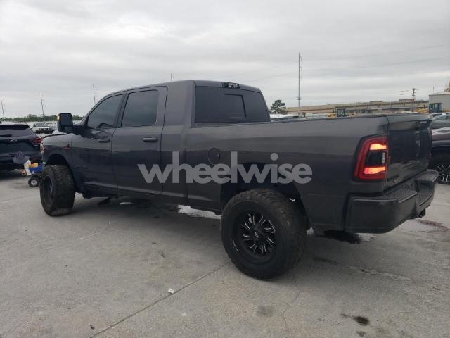 Photo 2 of 2024 RAM 2500 LARAMIE (VIN 3C6UR5NL3RG223592)