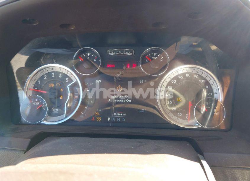 Photo 7 of 2018 Ram 2500 LARAMIE 4X4 6'4 BOX (VIN 3C6UR5NL5JG315081)