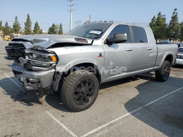 Photo 4 of 2020 RAM 2500 LARAMIE (VIN 3C6UR5NL5LG150037)