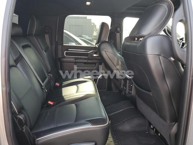 Photo 7 of 2020 RAM 2500 LARAMIE (VIN 3C6UR5NL5LG150037)