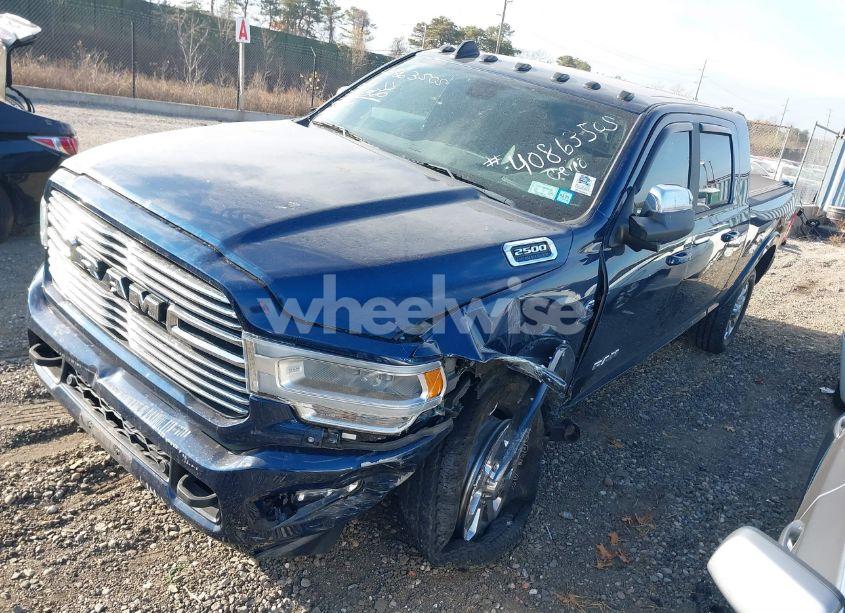 Photo 2 of 2019 Ram 2500 LARAMIE 4X4 6'4 BOX (VIN 3C6UR5NL7KG677124)