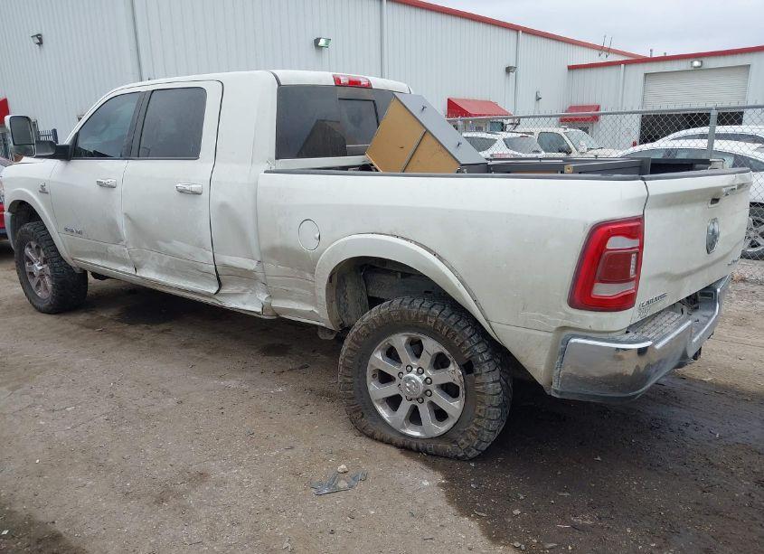 Photo 3 of 2019 Ram 2500 LARAMIE 4X4 6'4 BOX (VIN 3C6UR5NL8KG514496)