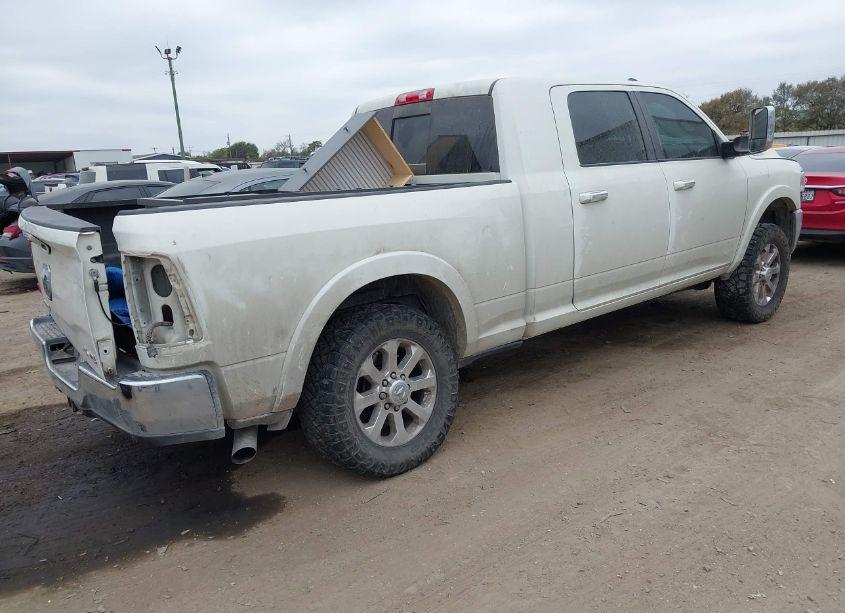 Photo 4 of 2019 Ram 2500 LARAMIE 4X4 6'4 BOX (VIN 3C6UR5NL8KG514496)