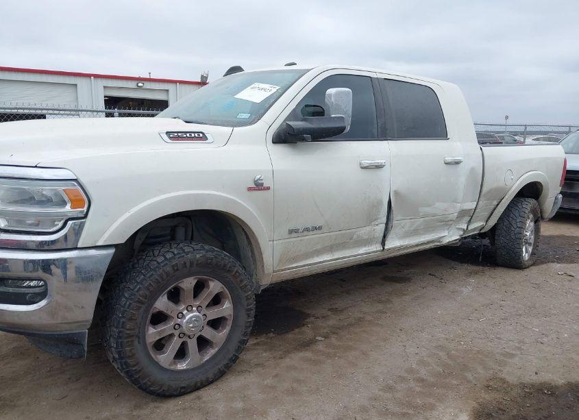 Photo 6 of 2019 Ram 2500 LARAMIE 4X4 6'4 BOX (VIN 3C6UR5NL8KG514496)