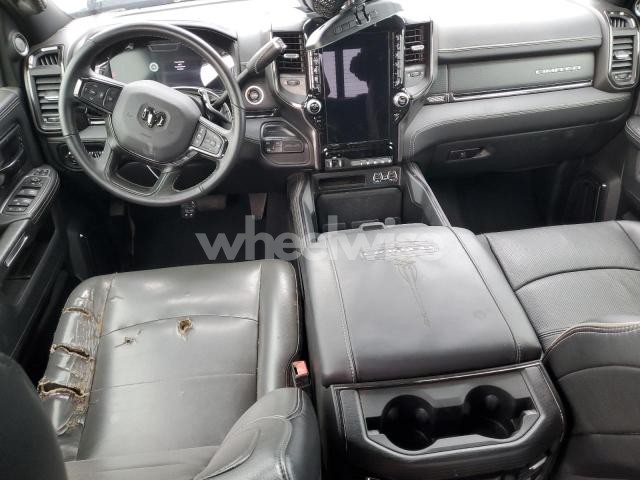 2024 RAM 2500 LIMITED (VIN 3C6UR5SL2RG145729) main photo