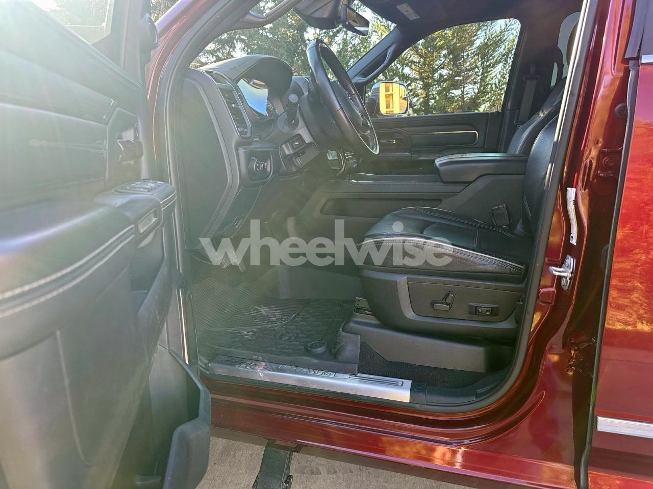 Photo 9 of 2022 RAM 2500 LIMITED (VIN 3C6UR5SLXNG108762)