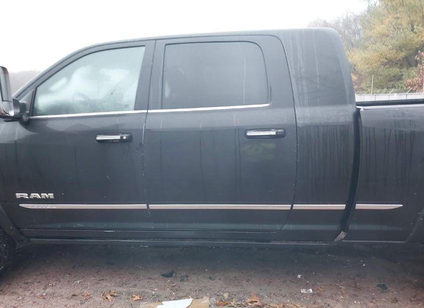 Photo 15 of 2022 Ram 2500 LIMITED 4X4 6'4 BOX (VIN 3C6UR5TLXNG242685)