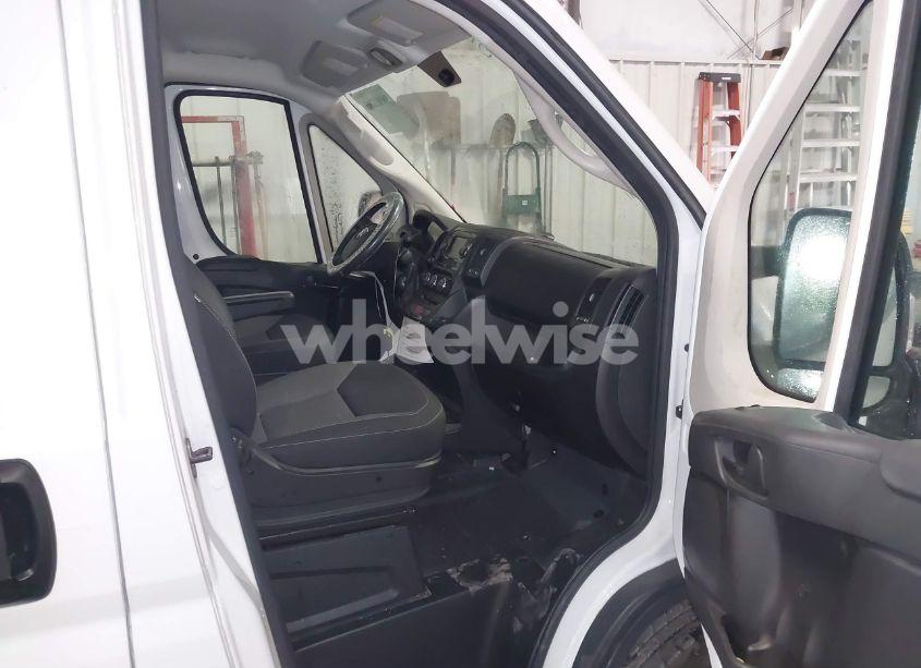 Photo 5 of 2019 Ram Promaster 3500 CARGO VAN HIGH ROOF 159 WB EXT (VIN 3C6URVJG0KE558562)