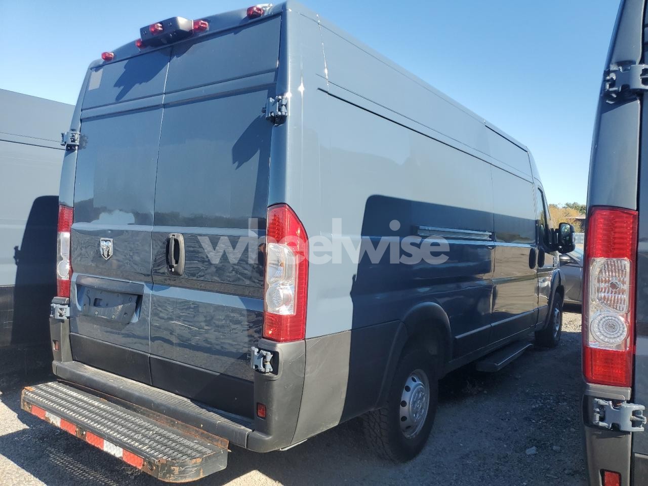Photo 3 of 2020 RAM PROMASTER 3500 3500 HIGH (VIN 3C6URVJG2LE133944)