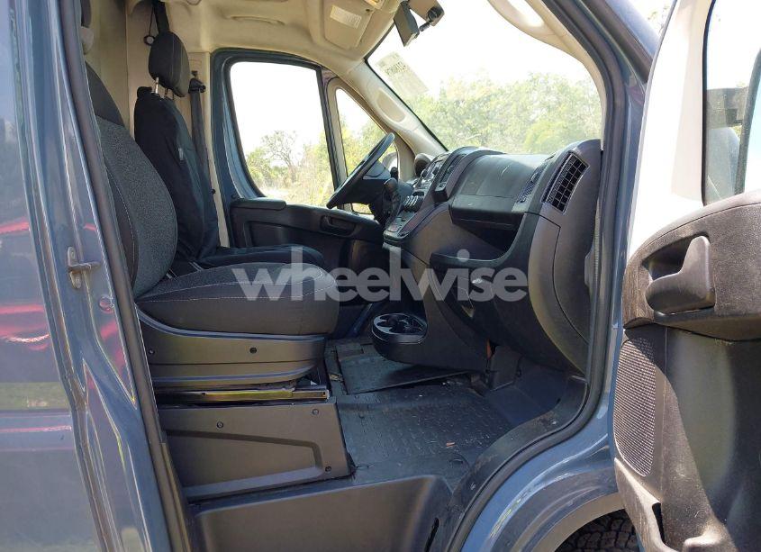 Photo 5 of 2019 Ram Promaster 3500 CARGO VAN HIGH ROOF 159 WB EXT (VIN 3C6URVJG4KE558841)