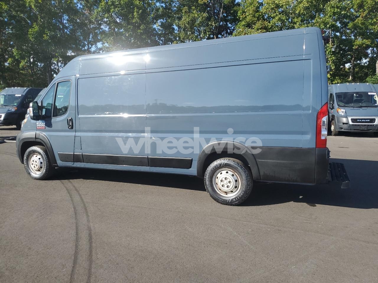 Photo 2 of 2020 RAM PROMASTER 3500 3500 HIGH (VIN 3C6URVJG4LE129541)