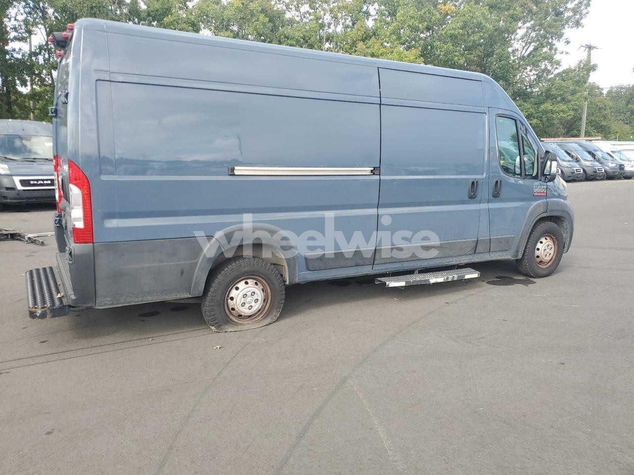 Photo 3 of 2020 RAM PROMASTER 3500 3500 HIGH (VIN 3C6URVJG4LE129572)