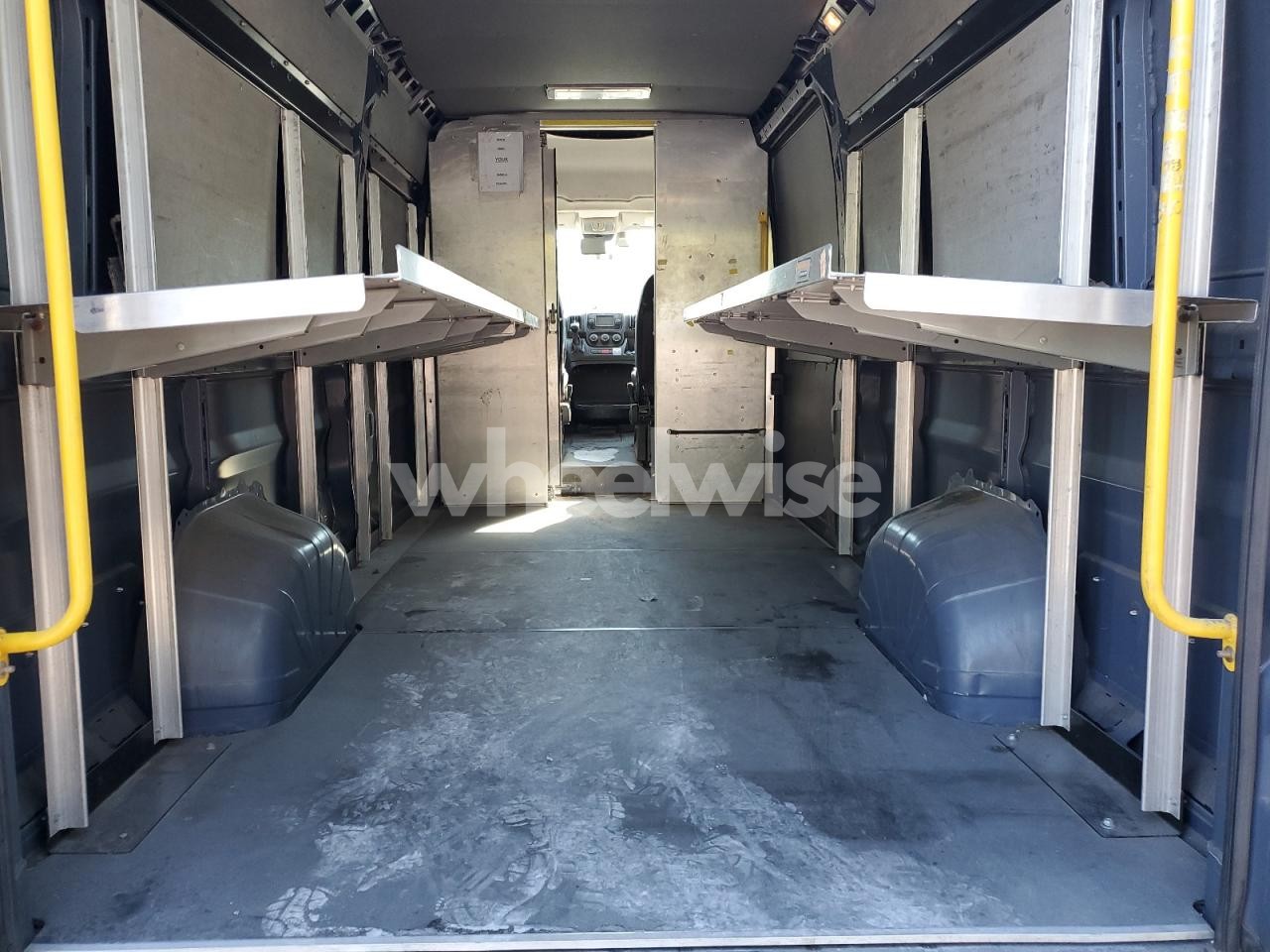 Photo 10 of 2020 RAM PROMASTER 3500 3500 HIGH (VIN 3C6URVJG4LE136960)