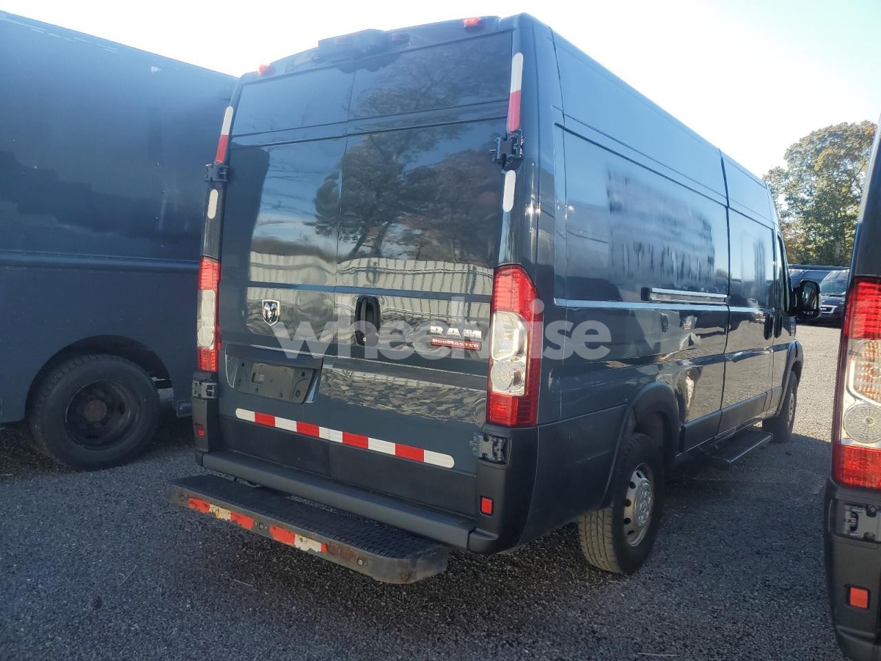 Photo 3 of 2020 RAM PROMASTER 3500 3500 HIGH (VIN 3C6URVJG4LE140068)