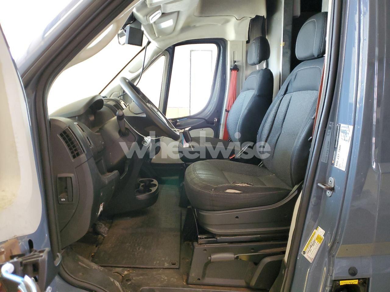 Photo 7 of 2020 RAM PROMASTER 3500 3500 HIGH (VIN 3C6URVJG5LE136580)