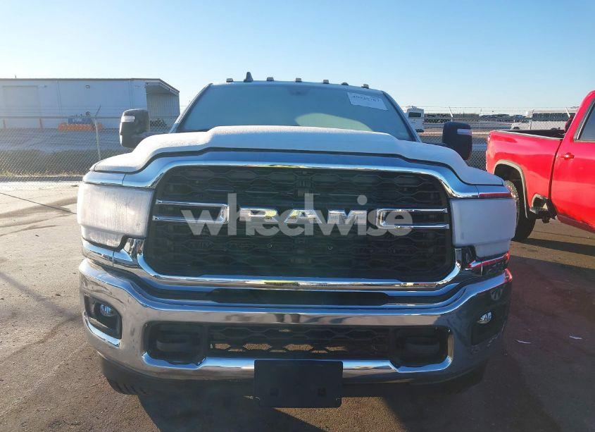 Photo 13 of 2024 Ram 3500 TRADESMAN 4X4 8' BOX (VIN 3C7WR3GJ1RG337238)