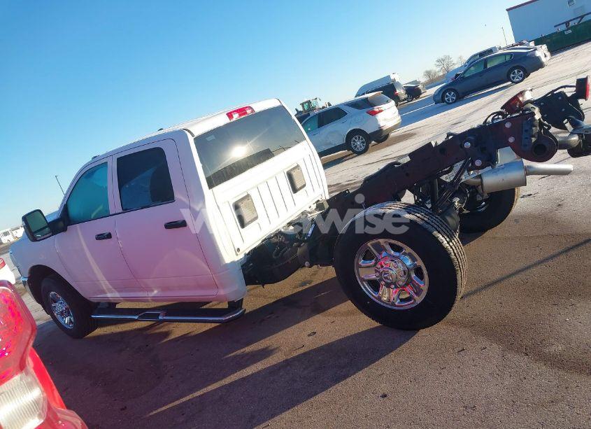 Photo 15 of 2024 Ram 3500 TRADESMAN 4X4 8' BOX (VIN 3C7WR3GJ1RG337238)