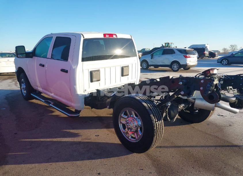Photo 3 of 2024 Ram 3500 TRADESMAN 4X4 8' BOX (VIN 3C7WR3GJ1RG337238)