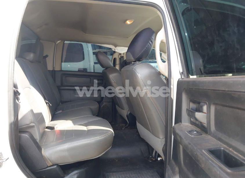 Photo 8 of 2018 Ram 2500 TRADESMAN 4X2 8' BOX (VIN 3C7WR4HJ2JG253700)