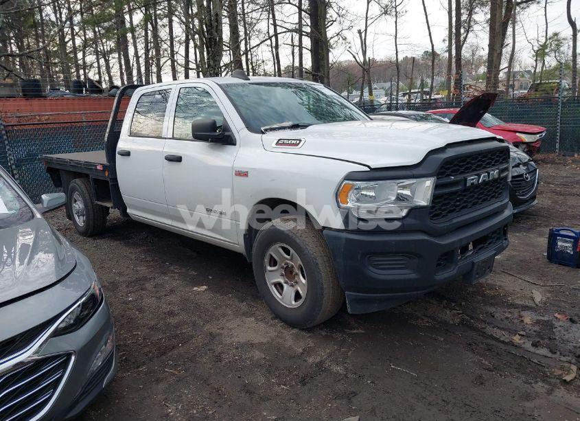 2020 Ram 2500 TRADESMAN 4X2 8' BOX (VIN 3C7WR4HJXLG201931) main photo