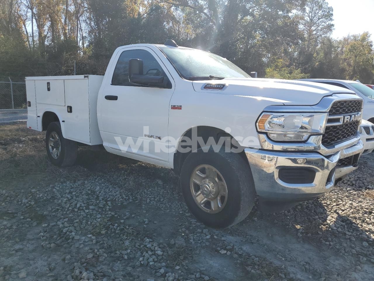 Photo 4 of 2021 RAM 2500 UTILITY / SERVICE TRUCK (VIN 3C7WR5AJ1MG525934)