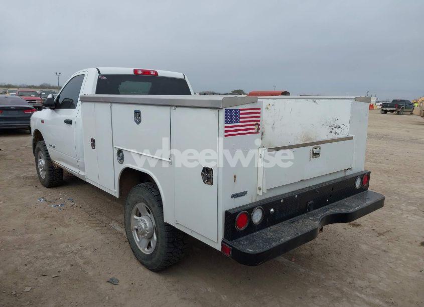 Photo 3 of 2022 Ram 2500 TRADESMAN 4X4 8' BOX (VIN 3C7WR5AJ1NG253788)