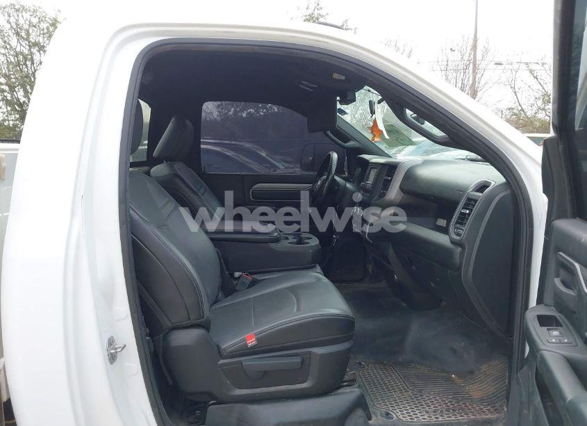 Photo 5 of 2022 Ram 2500 TRADESMAN 4X4 8' BOX (VIN 3C7WR5AJ1NG253788)