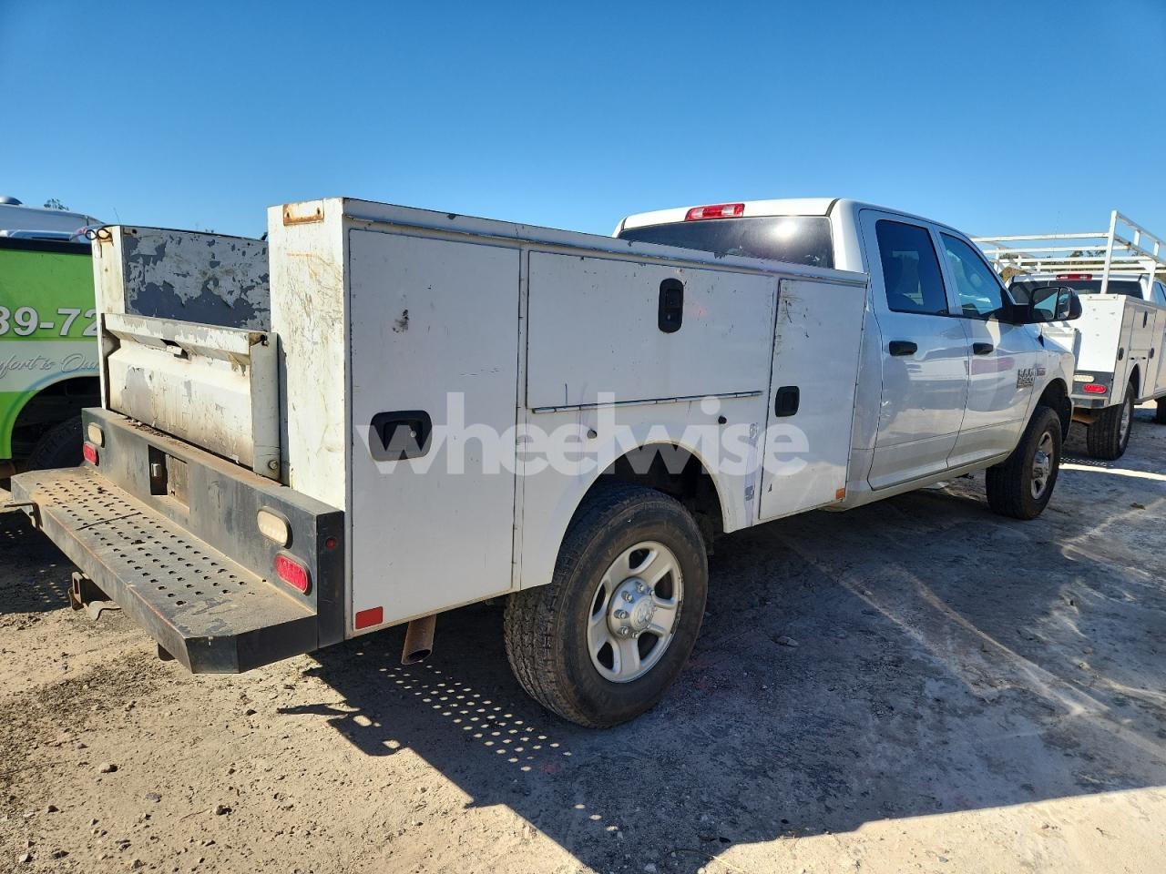 Photo 3 of 2017 RAM 2500 UTILITY / SERVICE TRUCK (VIN 3C7WR5HT6HG558361)