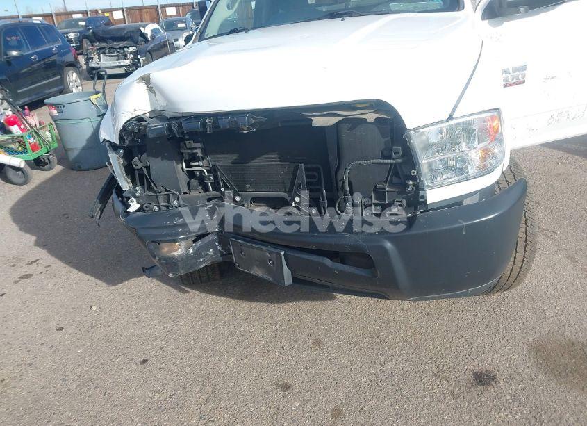 Photo 10 of 2018 Ram 3500 CHASSIS TRADESMAN/SLT (VIN 3C7WR9AJ9JG277242)