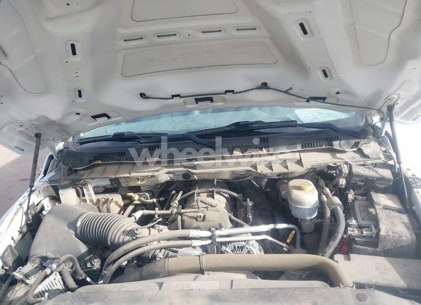 Photo 9 of 2018 Ram 3500 CHASSIS TRADESMAN/SLT (VIN 3C7WR9AJ9JG277242)