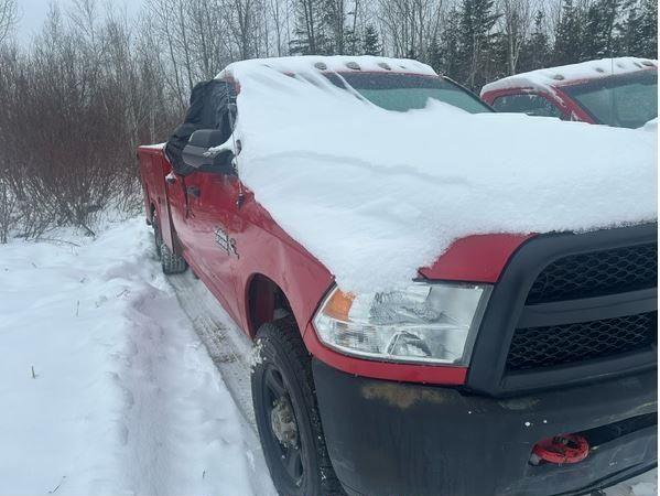 2017 Ram 3500 CHASSIS TRADESMAN/SLT/LARAMIE (VIN 3C7WRCBL8HG619982) main photo