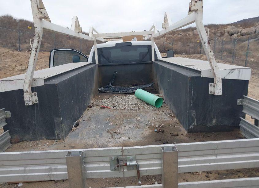 Photo 5 of 2018 Ram 4500 CHASSIS TRADESMAN/SLT (VIN 3C7WRKBL8JG270824)