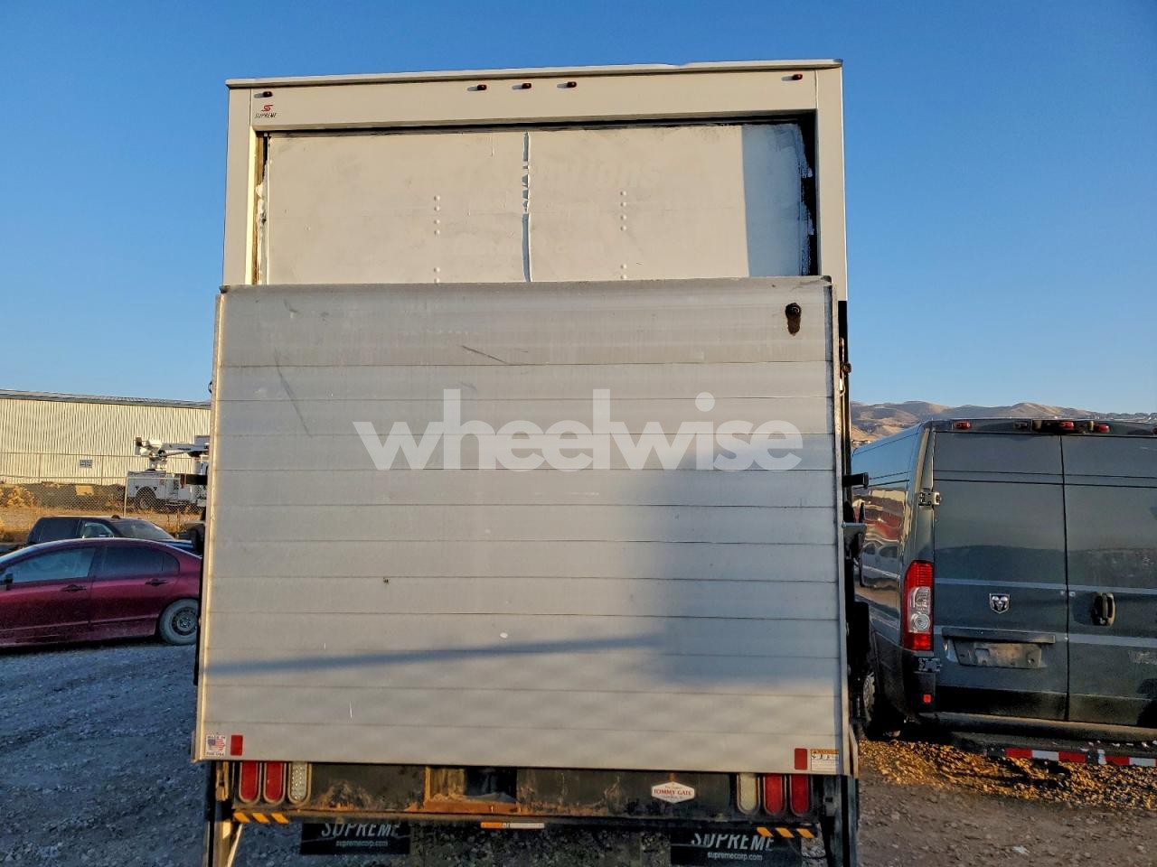 Photo 10 of 2018 RAM 4500 (VIN 3C7WRKDLXJG304405)