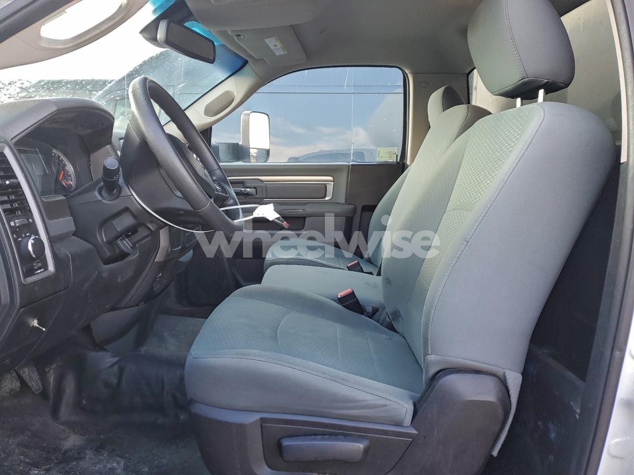 Photo 7 of 2018 RAM 4500 (VIN 3C7WRKDLXJG304405)