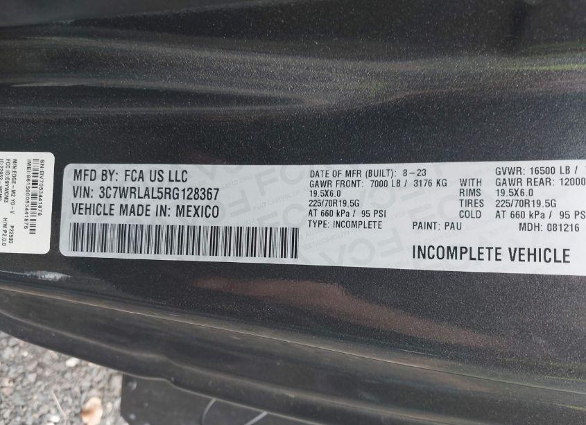 Photo 8 of 2024 Ram 4500 CHASSIS TRADESMAN/SLT (VIN 3C7WRLAL5RG128367)