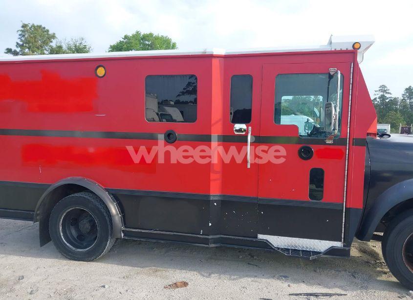 Photo 13 of 2015 Ram 5500 CHASSIS TRADESMAN/SLT (VIN 3C7WRMAJ6FG607784)