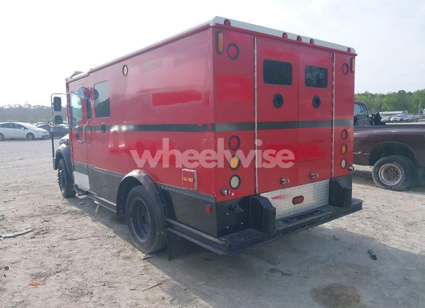 Photo 3 of 2015 Ram 5500 CHASSIS TRADESMAN/SLT (VIN 3C7WRMAJ6FG607784)