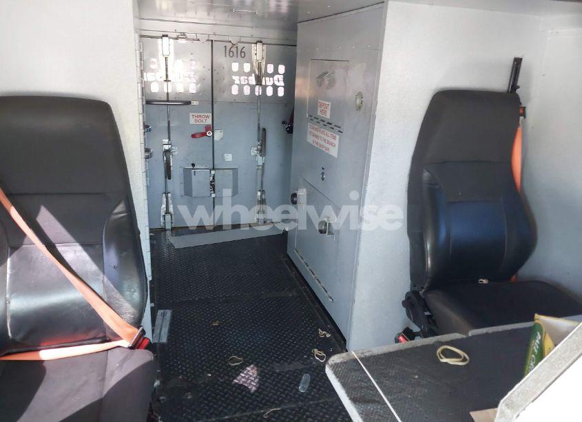 Photo 7 of 2015 Ram 5500 CHASSIS TRADESMAN/SLT (VIN 3C7WRMAJ6FG607784)