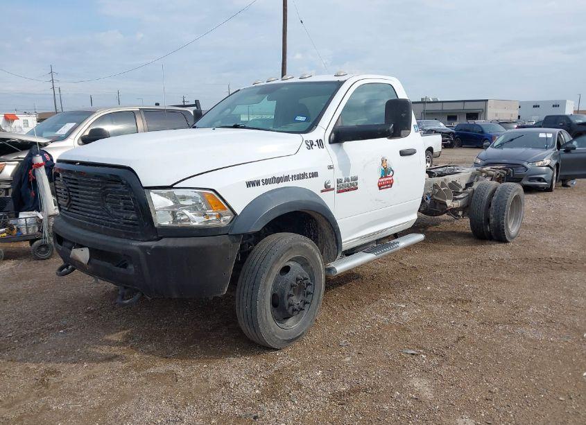 Photo 2 of 2018 Ram 5500 CHASSIS TRADESMAN/SLT (VIN 3C7WRNBL2JG269525)