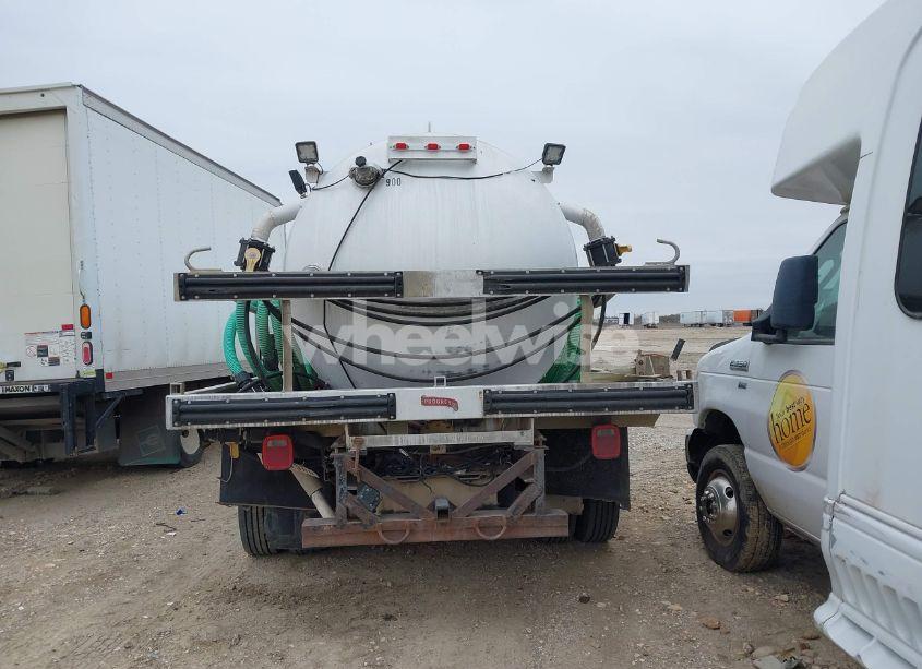 Photo 14 of 2018 Ram 5500 CHASSIS TRADESMAN/SLT (VIN 3C7WRNBL3JG185374)