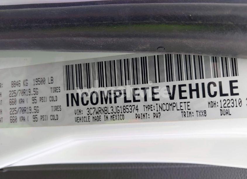 Photo 8 of 2018 Ram 5500 CHASSIS TRADESMAN/SLT (VIN 3C7WRNBL3JG185374)